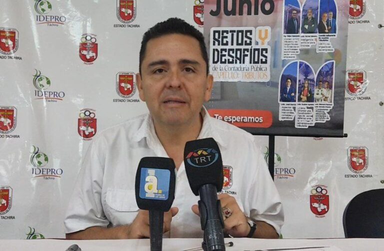 Rubén Camargo, presidente del Colegio de Contadores del Táchira. Foto Tito Sayago.