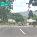 Canal abierto en la avenida Marginal del Torbes, San Cristóbal. Foto Gabriel Duque.