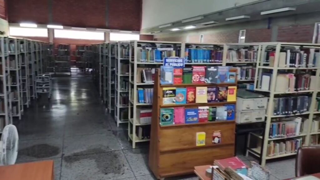 Cierre técnico en la biblioteca de la ULA afecta a los estudiantes