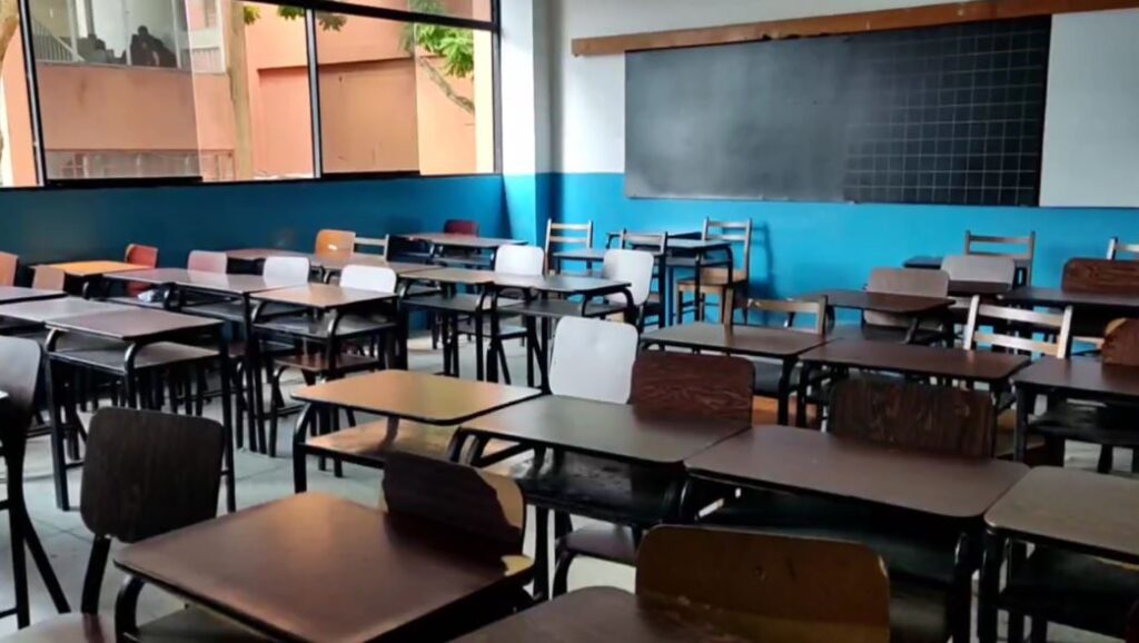 Disminuyó la inscripción de jóvenes en las carreras de educación